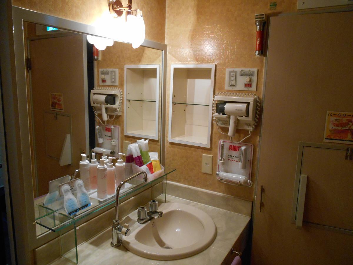 Kurotanicho Hotel Ayabe Aine (Adults Only) מראה חיצוני תמונה
